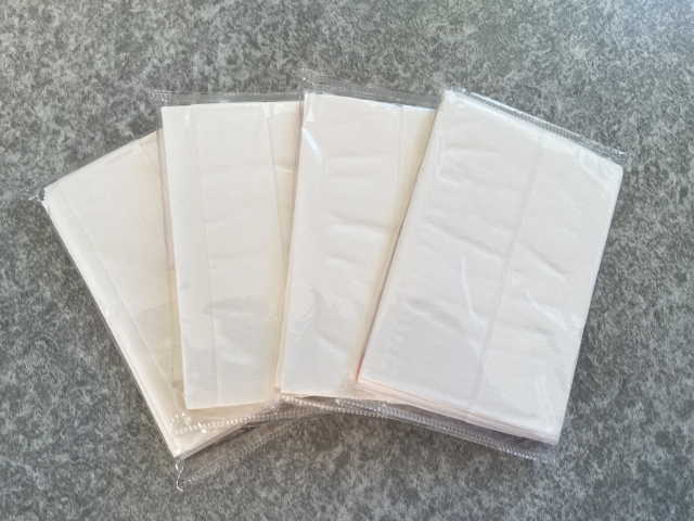 ポケットティッシュが人気な理由:低価格で手軽な広告効果を持つ定番ノベルティ